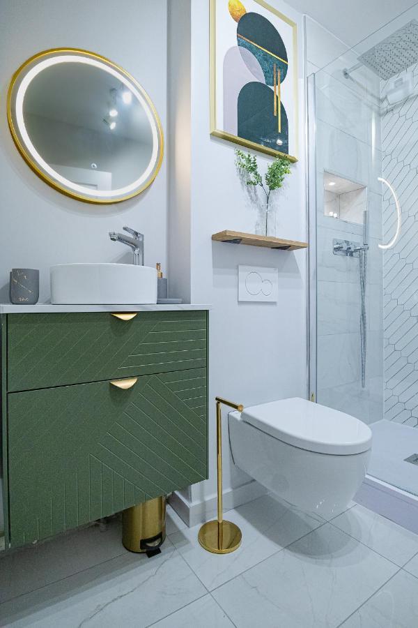 The Green Home - Quiet And Fully Equipped High-End Studio With Parking Courcouronnes Dış mekan fotoğraf