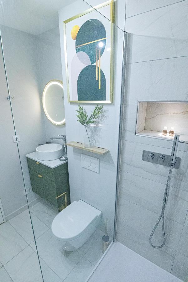 The Green Home - Quiet And Fully Equipped High-End Studio With Parking Courcouronnes Dış mekan fotoğraf