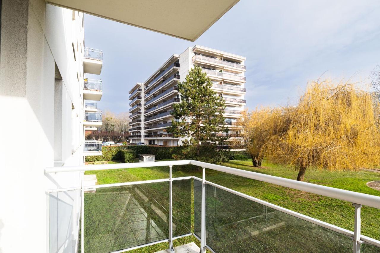 The Green Home - Quiet And Fully Equipped High-End Studio With Parking Courcouronnes Dış mekan fotoğraf